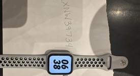Fair
													Apple Watch SE 1st Gen 40mm - T-Mobile, Gray, A2353 - Cellular, Nike, photo 1 of 4