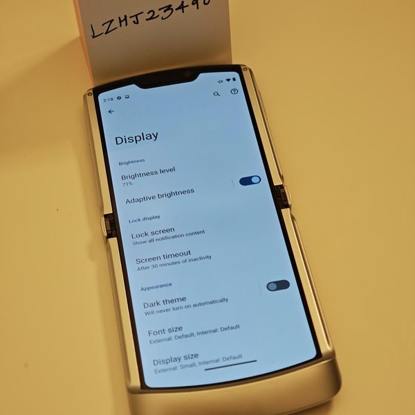 Motorola Razr 2 5G - Unlocked, 256 GB, Silver, 8 GB, XT2071-3