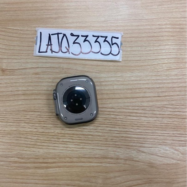 Apple Watch Ultra 49mm - Unlocked, Titanium, A2622