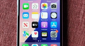 Good
													Apple iPhone SE 2nd Gen 2020 - Unlocked, White, 128 GB, A2275, photo 1 of 14