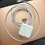 Good MacBook Air 2018 - 13 inch - 128 GB, Gold, 8 GB, Intel Core i5