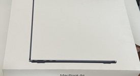 New
													MacBook Air 2025 (M4) - 13" - Apple M4, Midnight, 512 GB, 16 GB, photo 2 of 4