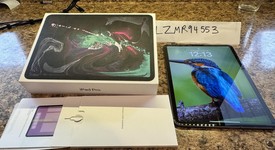 Good
													Apple iPad Pro 11" 2018 - Unlocked, Gray, 256 GB, A2013, photo 1 of 13