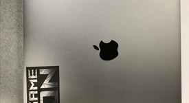 Good
													MacBook Pro 2017 (With Touch Bar) - 15" - I7, Gray, 256 GB, 16 GB, photo 3 of 19