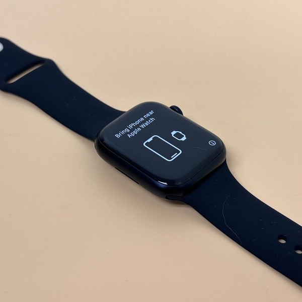 Apple Watch Series 7 45mm - Unlocked, Midnight, A2477 - Cellular, Aluminum