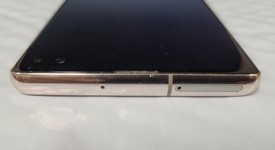 Good
													Samsung Galaxy S10 Plus - Verizon, Ceramic White, 512 GB, 8 GB, SM-G975U, photo 4 of 6