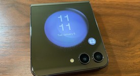 Good
													Samsung Galaxy Z Flip5 - T-Mobile, Gray, 256 GB, 8 GB, SM-F731U, photo 4 of 4