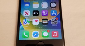 Fair
													Apple iPhone SE 2nd Gen 2020 - Unlocked, Black, 64 GB, A2275, photo 1 of 7