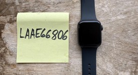 Fair
													Apple Watch SE 1st Gen 40mm - Gray, A2351 - GPS, Aluminum, photo 2 of 12