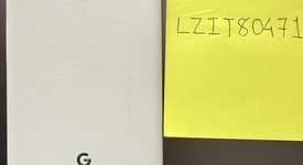 Mint
													Google Pixel 2 XL - Unlocked, Black & White, 64 GB, Google Edition, photo 3 of 6