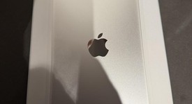 Mint
													Apple iPad Air 11" (M3) 2025 - Wi-Fi, Starlight, 128 GB, A3266, photo 6 of 6