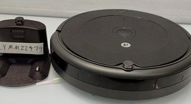 Good
													iRobot Roomba 694, photo 1 of 13