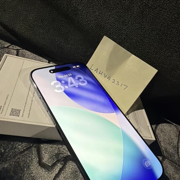 Apple iPhone Air - Unlocked, 256 GB, Sky Blue, A3260