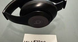 Used
													Beats Studio Pro - Black, photo 3 of 4