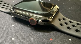 Good
													Apple Watch Series 9 45mm - Unlocked, Graphite, A2984 - Cellular, Stainless, photo 6 of 6