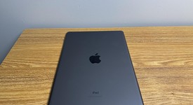 Fair
													Apple iPad 8th Gen - Wi-Fi, Gray, 32 GB, A2270, photo 6 of 6