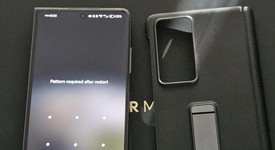 Mint
													Honor Magic V2 - Unlocked Non-US, Black, 512 GB, 16 GB, photo 2 of 6