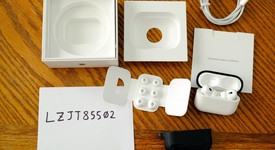Used
													Apple AirPods Pro 2nd Gen - Lightning, photo 4 of 10