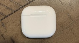 Used
													Apple AirPods 4th Gen - Standard, photo 2 of 8