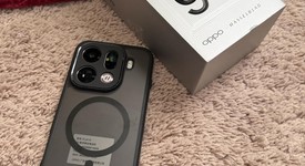 Mint
													Oppo Find X9 Pro - Unlocked Non-US, Titanium Charcoal, 512 GB, 16 GB, photo 3 of 12