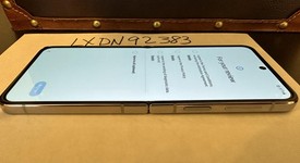 Mint
													Samsung Galaxy Z Flip4 5G - Unlocked, Custom, 256 GB, 8 GB, SM-F721U1, Bespoke Edition, photo 3 of 9