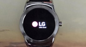 Mint
													LG Watch Urbane - Silver, 4 GB, photo 4 of 9