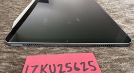 Good
													Apple iPad Air 4th Gen - Wi-Fi, Sky Blue, 64 GB, A2316, photo 3 of 10