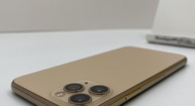 Good
													Apple iPhone 11 Pro - Unlocked, Gold, 64 GB, A2160, photo 5 of 5