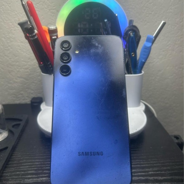Samsung Galaxy A15 5G - Verizon, 64 GB, Black & Blue, 4 GB
