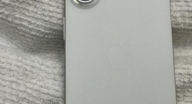 Mint
													Apple iPhone 17 - Unlocked, White, 256 GB, A3258, photo 4 of 16