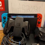 Good Nintendo Switch - 32 GB, Red & Blue