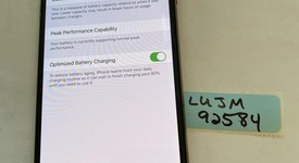 Mint
													Apple iPhone Xs Max - AT&T, Gold, 512 GB, A1921, photo 2 of 7