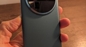 Mint
													Oppo Find X6 Pro - Unlocked Non-US, Green, 256 GB, 12 GB, photo 4 of 8