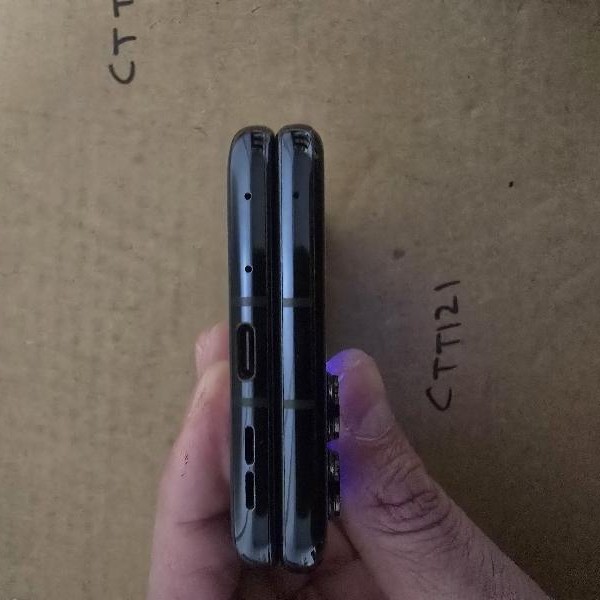 Motorola Razr Plus (2024) - Unlocked, Navy Blue, 256 GB, 12 GB