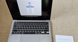 Good
													MacBook Pro 2020 - 13" - I7, Gray, 1 TB, 32 GB, photo 1 of 9