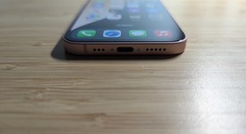 Good
													Apple iPhone 15 - Unlocked, Pink, 128 GB, A2846, photo 3 of 11