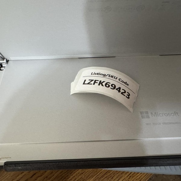 Microsoft Surface Pro 5 (2017) - Unlocked, 256 GB, Silver, 8 GB, LTE