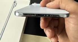 Mint
													Apple iPhone Air - Unlocked, Sky Blue, 512 GB, A3260, photo 3 of 9