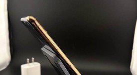 Good
													Apple iPhone Xs - Unlocked, Gold, 64 GB, A1920, photo 4 of 7