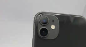 Mint
													Apple iPhone 11 - Unlocked, Black, 64 GB, A2111, photo 4 of 13