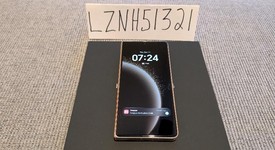 Mint
													Honor Magic V5 - Unlocked Non-US, Brown, 512 GB, 16 GB, photo 1 of 10