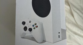 New
													Xbox Series S (2020) - White, 512 GB, photo 3 of 4