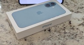 New
													Apple iPhone 16 - T-Mobile, Teal, 128 GB, A3081, photo 4 of 5