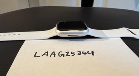 Good
													Apple Watch Series 8 41mm - Unlocked, Silver, A2772 - Cellular, Aluminum, photo 4 of 6