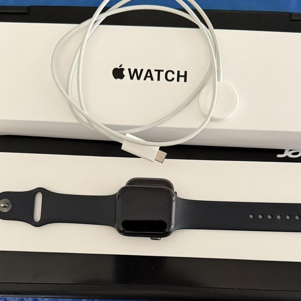 Apple Watch SE 1st Gen 44mm - Unlocked, Gray, A2354 - Cellular, Aluminum