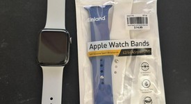 Fair
													Apple Watch Series 5 44mm - Unlocked, Silver, A2095 Cellular, Aluminum, photo 4 of 9