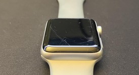 Fair
													Apple Watch Series 3 42mm - Gray, A1859, Aluminum - GPS, photo 3 of 10
