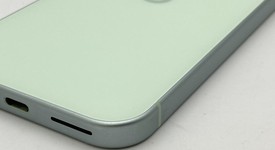 Good
													Google Pixel 9 - Unlocked, Wintergreen, 128 GB, 12 GB, G2YBB, photo 5 of 7