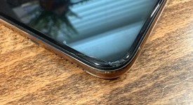 Fair
													Apple iPhone Xs - Unlocked, Gold, 64 GB, A1920, photo 2 of 12