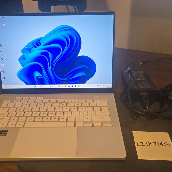 Asus ROG Zephyrus G14 (2024) GA403U - 1 TB, White, 16 GB, AMD Ryzen 9